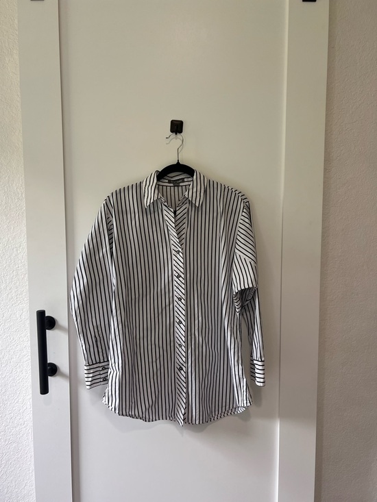 Go Silk Tops - GO Silk classic Black & White Vertical Stripe Oversized Casual Button-Down Shirt
